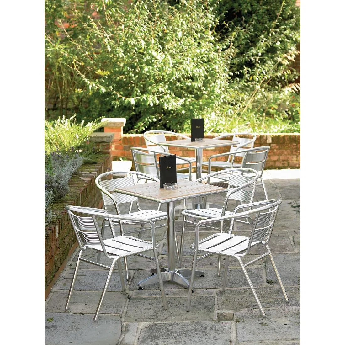 Bolero Lot de 4 fauteuils en aluminium Argenté 530 x 580 x 735 mm